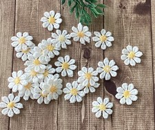 25 Margeriten aus Stoff Mini Streublumen 17mm Blüten Scrapbooking Basteln (K75)