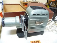 6512.    Alter Diaprojektor in