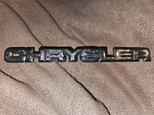 Chrysler Schriftzug Emblem
