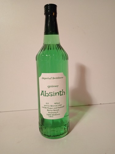 Grüner absinth likör - grüner,