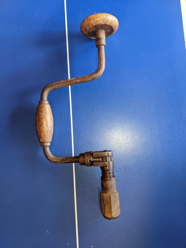 Handkurbelbohrmaschine mit