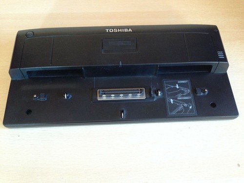 Toshiba docking station port - docking,