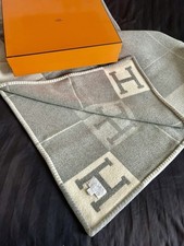Hermès Avalon Plaid Grau