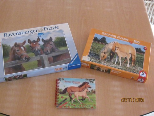 Zwei puzzle pferde - zwei,