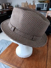 Herrenhut, , STANTON, Gr. 58