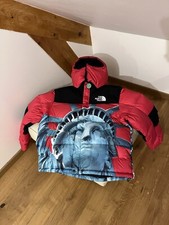 Supreme x North Face Baltoro