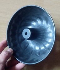 Kleine Gugelhupf Kuchenform aus Metall beschichtet Ø 14,5cm *Backen Konditorei*