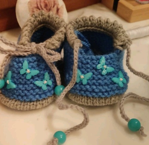 Babyschuhe gestrickt - babyschuhe,,