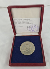 Medaille Treue Dienste im Wachregiment Berlin DDR Feliks E. Dzierzynski org. Box