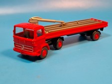 Wiking 1:87 Mercedes-​​​Benz LP 1317 Pritschen-SZ / Baustoffwagen mit Ladekran