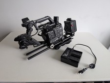 Sony PXW Fs5 II + RAW/High Framerate, 4k Camcorder + Shoulder-Rig