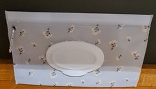 Neu mit Etikett Babyblau