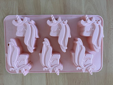 EINHORN: Ernesto: Zauberhafte Silikon-Backform  für 6 kleine Kuchen