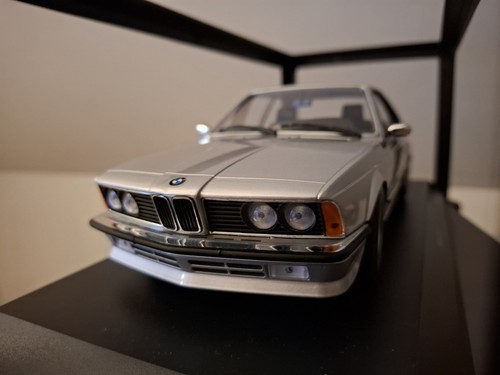 Minichamps paul model - minichamps, paul's
