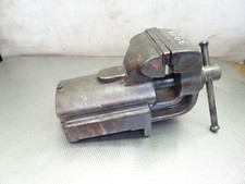 Alter Massiver  Schraubstock