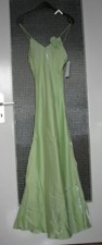 Neues Abendkleid in hellgrün