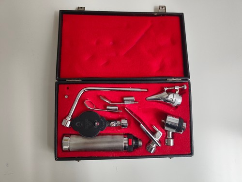 Historisches otoskop set - otoskop-set, im
