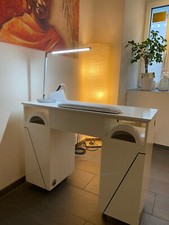 Maniküretisch Nageltisch mit Absaugung, gebraucht aber guter Zustand