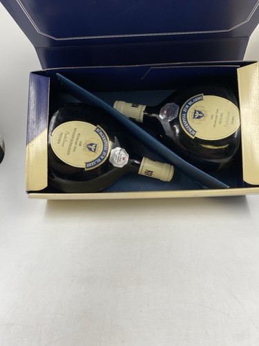 Bocksbeutel riesling 1999 und - 1999,