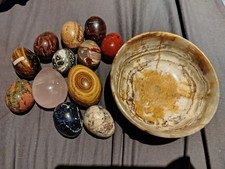 Edelsteineier ? Naturstein