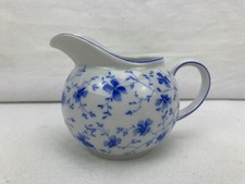 Objekt  Arzberg blaue Blume