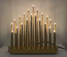 Fenster-Pyramide / Leuchter elektrisch beleuchtet, golden, Deko Weihnachten