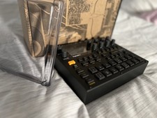 Elektron Digitakt II - Drumcomputer mit Decksaver