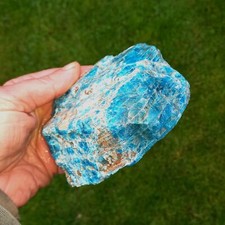 blauer Apatit 0,94Kg Rohstein
