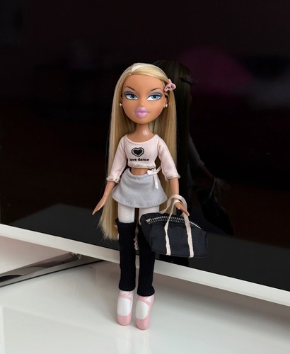 Bratz play sportz - play,