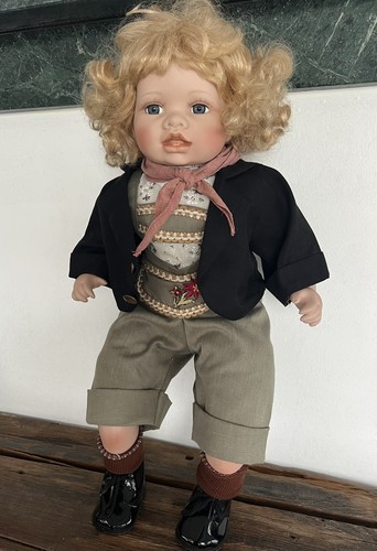 Porzellan künstler puppe - künstler,