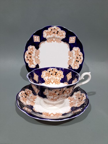 Royal albert bone china - albert,