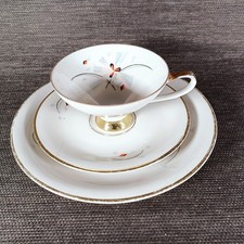 Sammeltasse + Untertasse + Teller,  3teilig, J. Seltmann Vohenstrauß, Porzellan