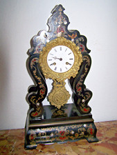 Alte  KAMINUHR TISCHUHR PORTALUHR Napoleon III-Säulenuhr, Pendule