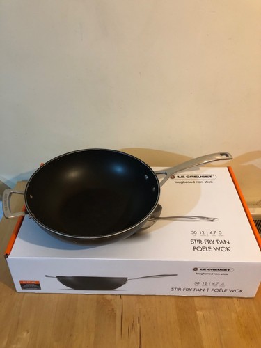 Creuset toughened antihaft - le,