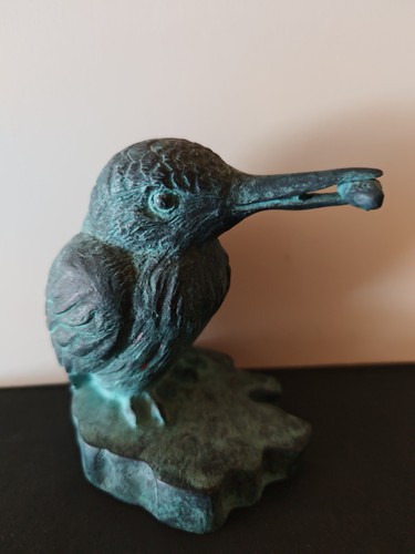 Eisvogel mit fisch - eisvogel, im