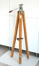 Dreibein Holzstativ mit