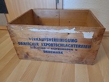 Alte seltene Holzkiste