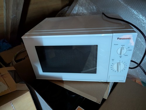 Panasonic e201w solo - nn-e201w,