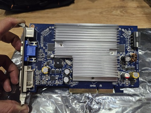 Asus n7600gs silent htd 256m - n7600gs, silent/htd/256m/a
