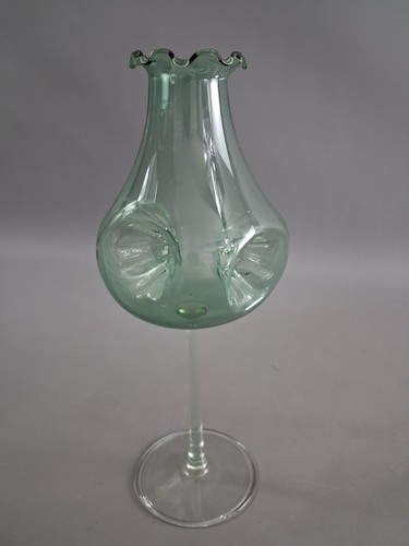 Stielvase mundgeblasen