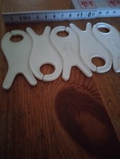 5 Wollspulen von Breivisje klein Jaquard-Fische