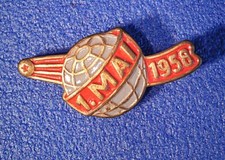 05 228 Abzeichen 1. Mai 1958