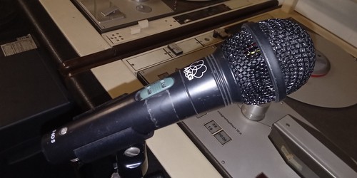 Akg mikrofon d60s mit halter - d60s,