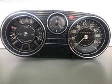 Speedometer instrument cluster