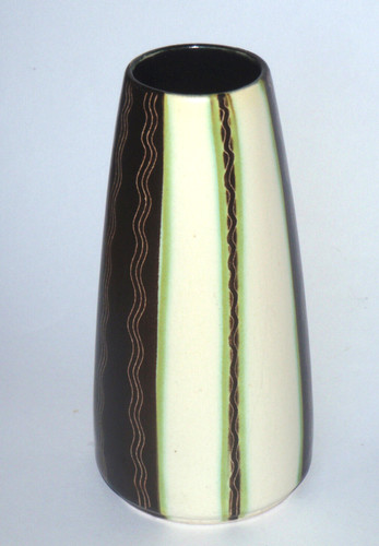 Schöne keramik vase gemarkt - schöne,