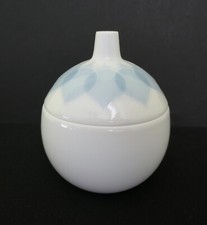 Rosenthal Studio Line Lotos, Lotus Blau Björn Wiinblad, Zuckerdose mit Deckel