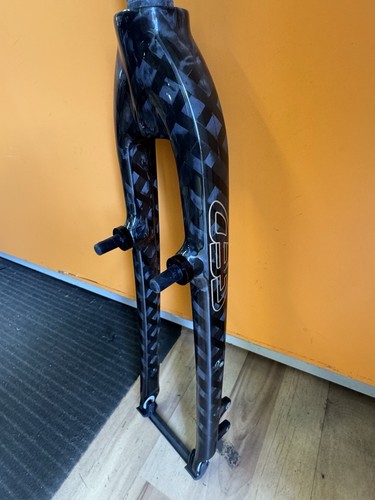 Gravel carbon gabel 300mm - 28",