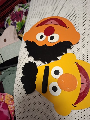Holzfigur ernie und bert - holzfigur,