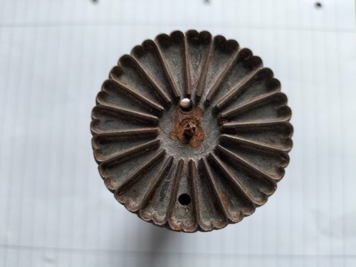 Altes antikes stanzeisen - antikes,
