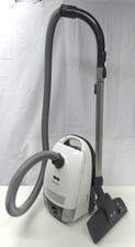 MIELE QUARTZ Canister Vacuum
